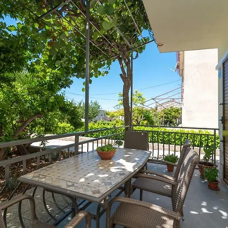 Kiwi Apartmán *