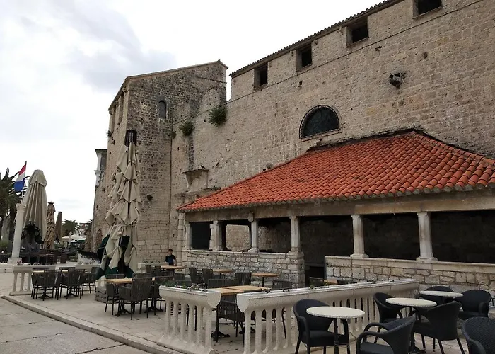 Kiwi * Trogir