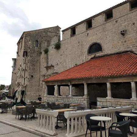 Kiwi * Trogir